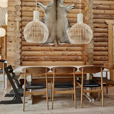 Nordic Log With Views Over The Fields Nyaraló