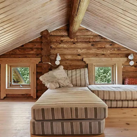 Nordic Log With Views Over The Fields * Hals