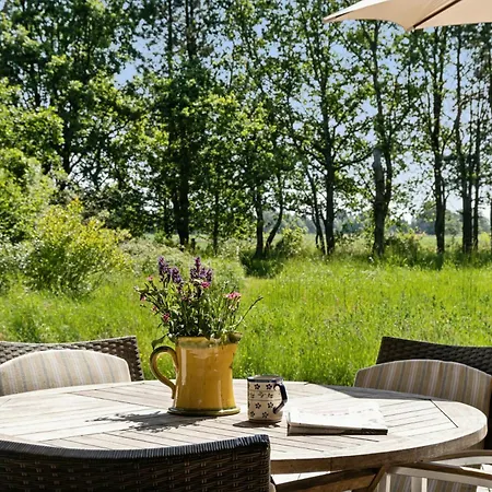 Nordic Log With Views Over The Fields Nyaraló *