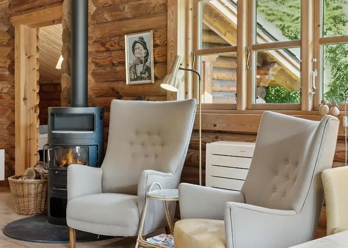 Nordic Log With Views Over The Fields * Hals