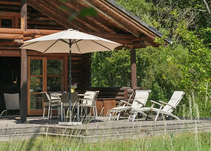 Nordic Log With Views Over The Fields Hébergement de vacances Hals
